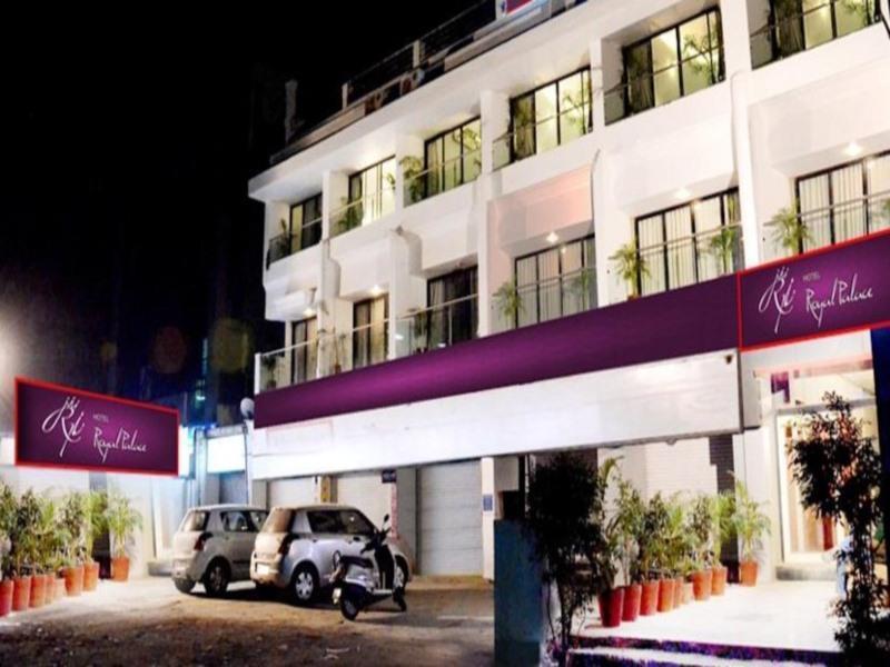 Hotel Royal Palace Aurangabad  Bagian luar foto
