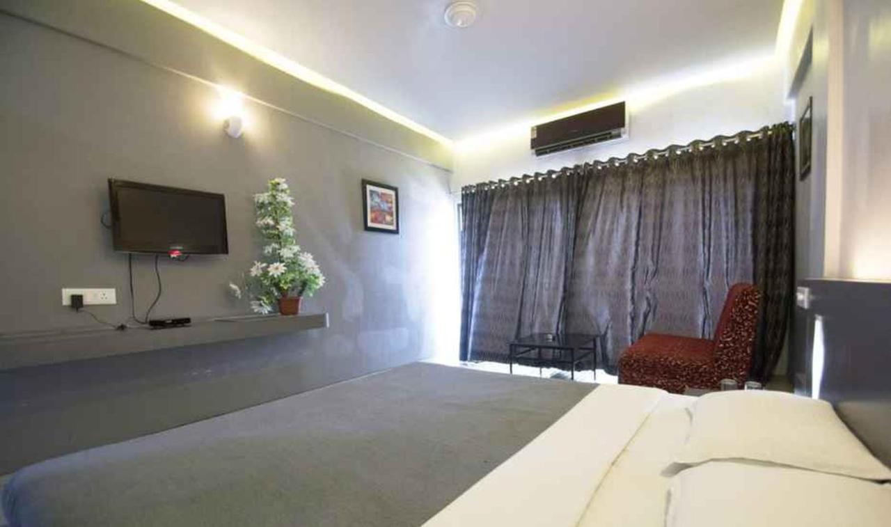 Hotel Royal Palace Aurangabad  Bagian luar foto
